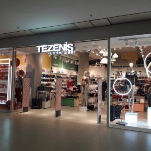 escaparate-tienda-cristal escaparate-tienda-cristal