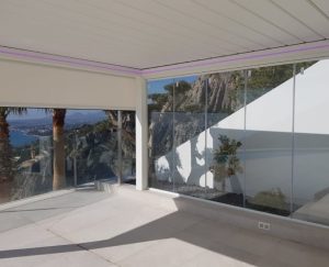 Pérgola Bioclimática blanca