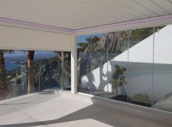 Ventajas, inconvenientes y claves para elegir pérgolas bioclimáticas en tu jardín